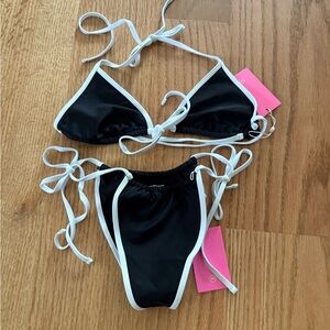 Amanda uprichard bikini